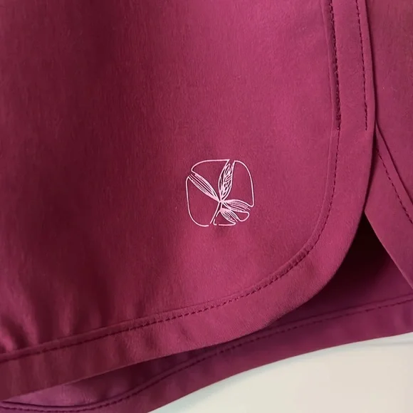 Carve Designs Deep Pink Women's Shorts Size 10 Like New - Picture 4 of 11